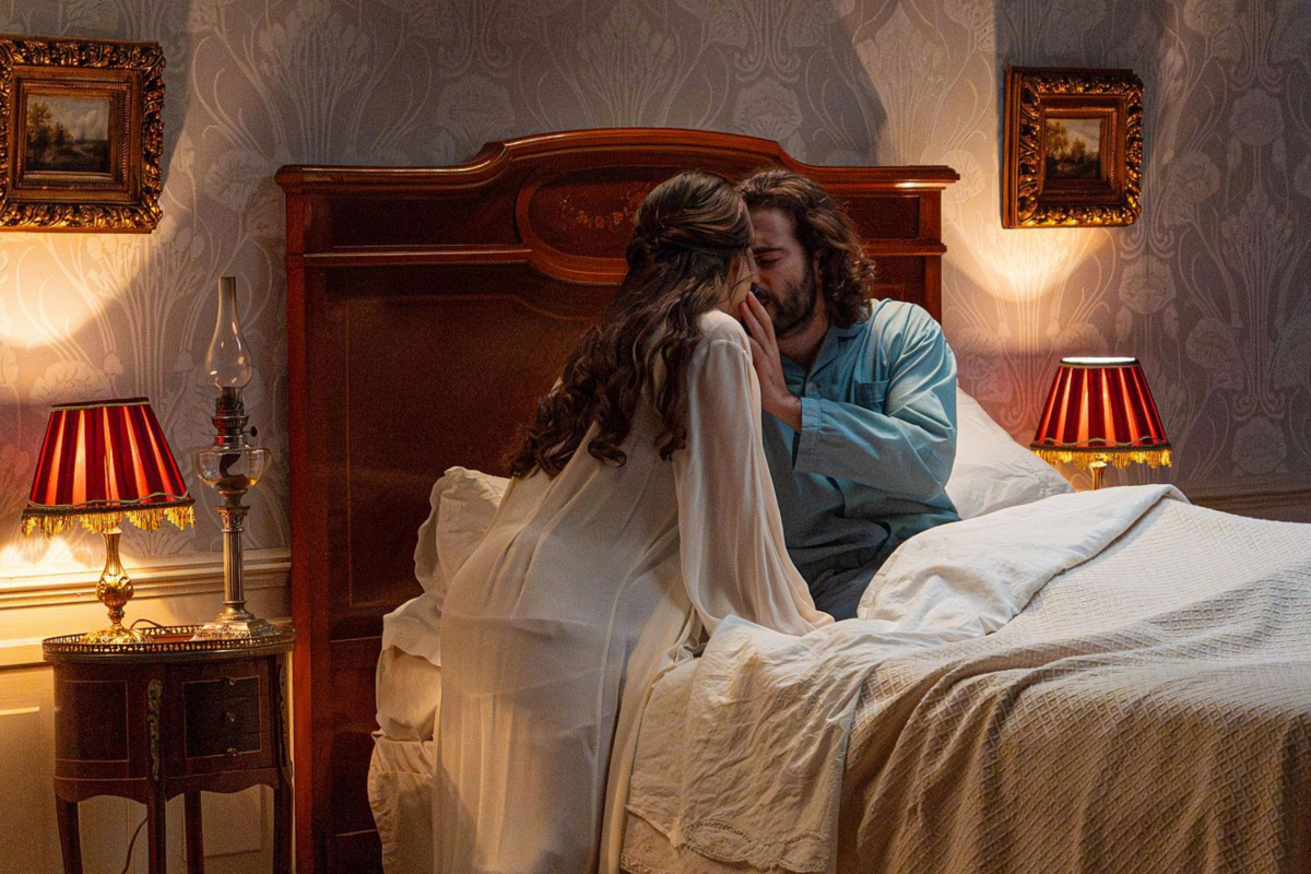 Avance de 'La Promesa', capítulo del miércoles 29 de julio: Martina y Adriano se dejan llevar por la pasión