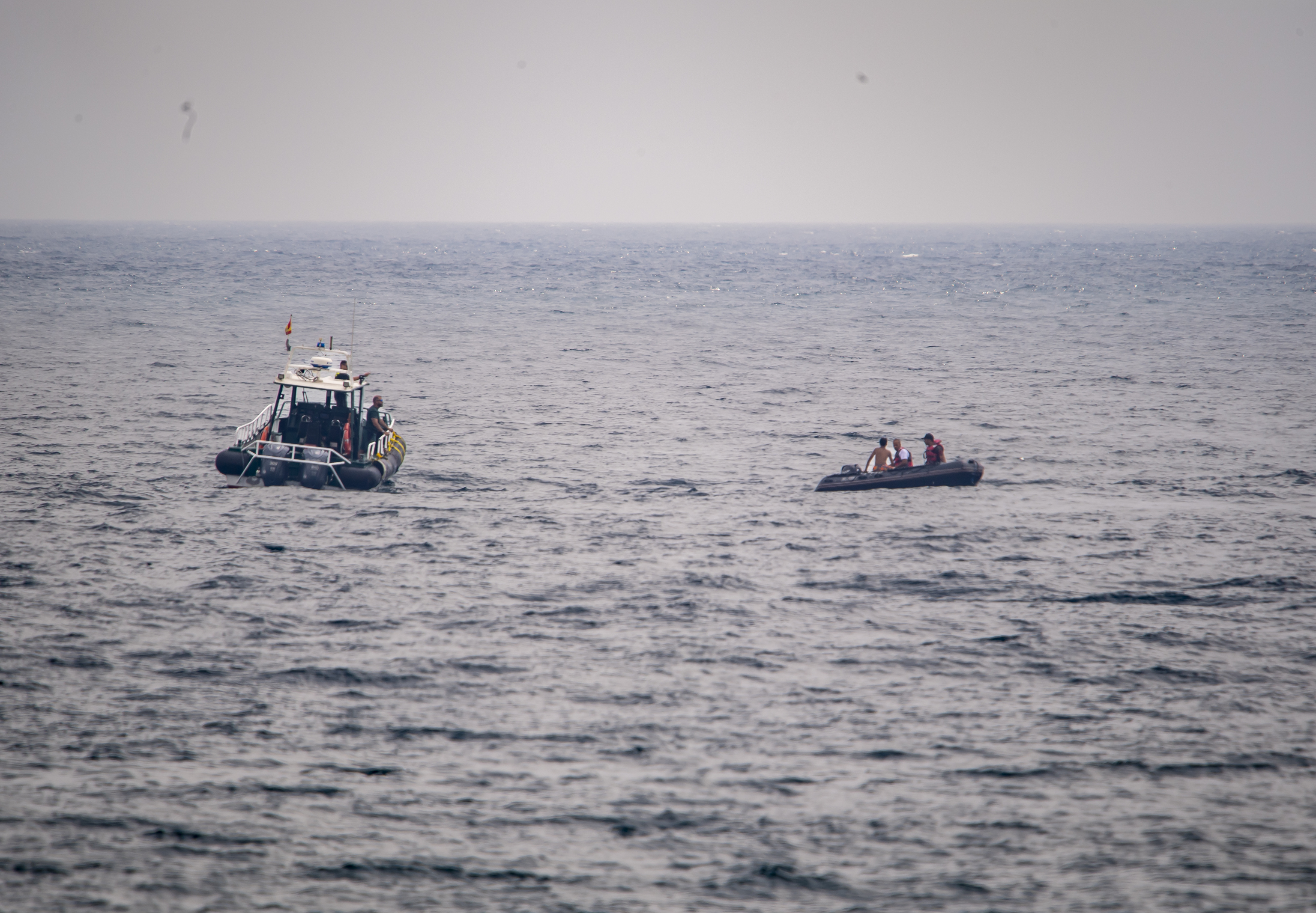 El Gobierno reconoce la presión migratoria en Ceuta y que los recursos de acogida están desbordados