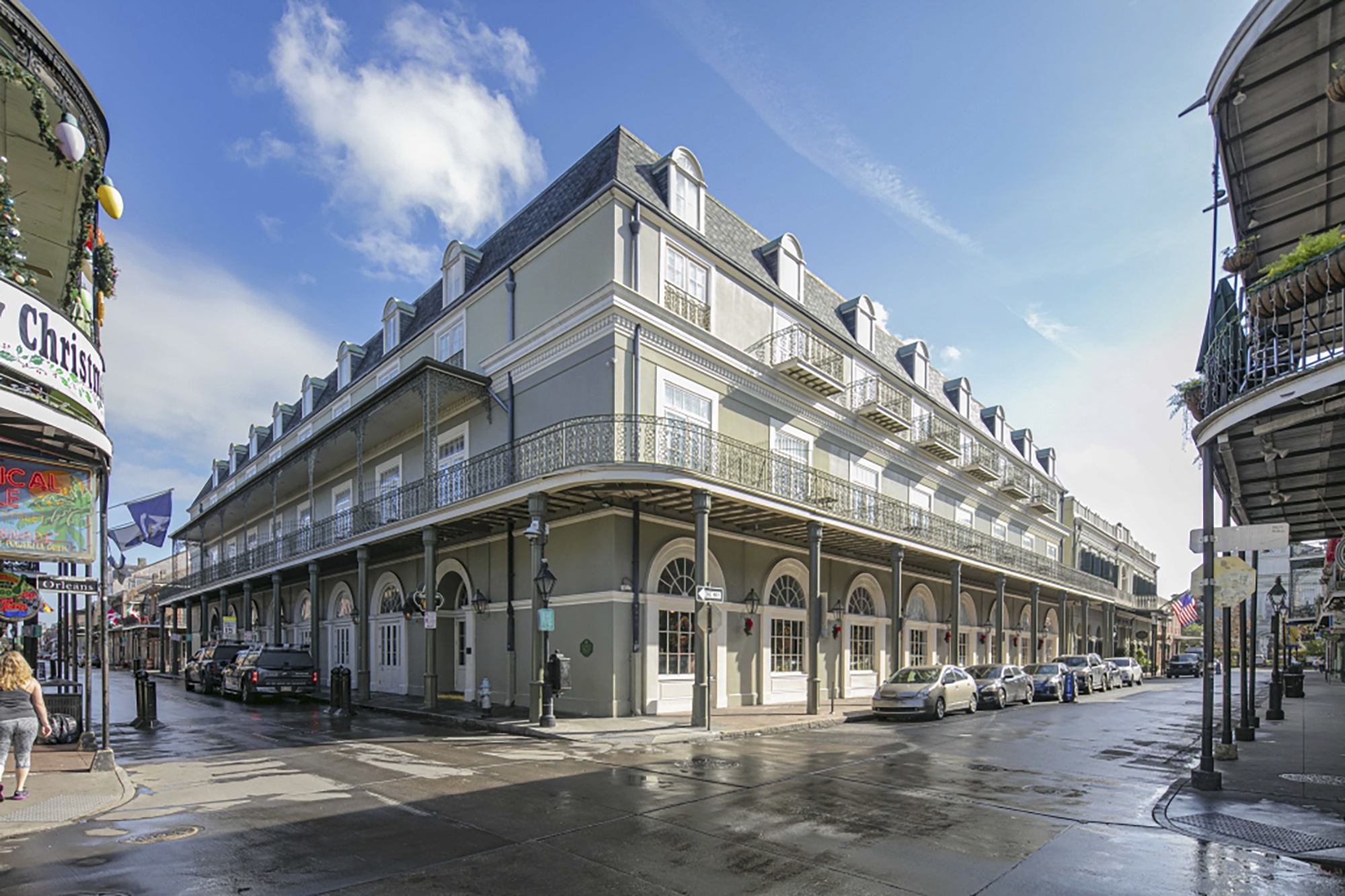 Una habitación en el Bourbon, el hotel más embrujado de Nueva Orleans