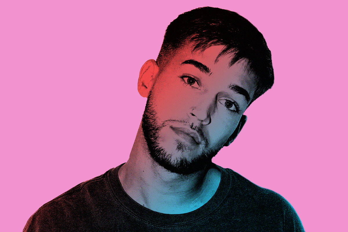 St. Pedro, cantante: "Lo peor de los 2000 fue el inicio de la creatividad como negocio"