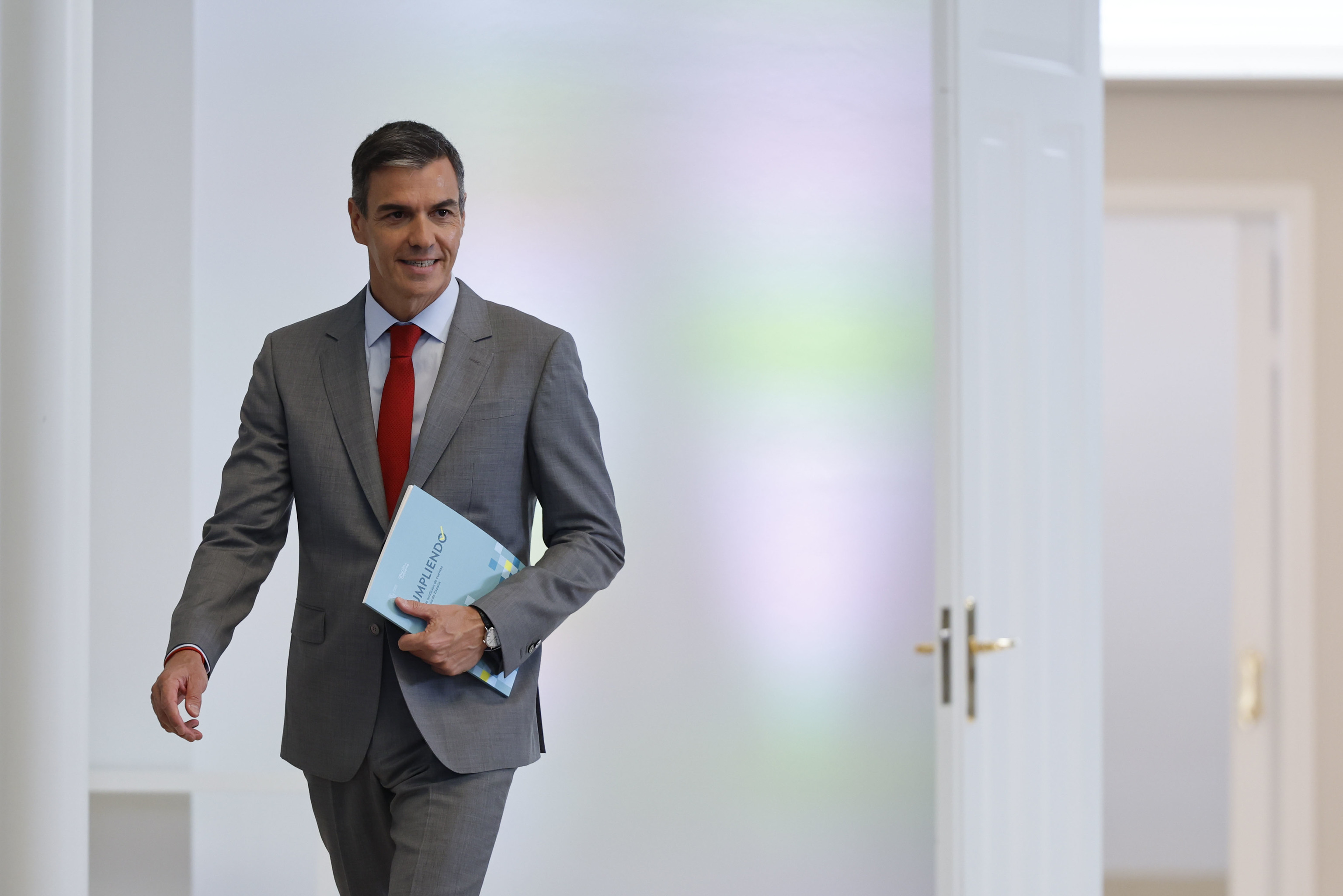 Sánchez lanza desde La Moncloa su candidatura electoral con un balance de sus 8 años de Gobierno sin mencionar la corrupción: "La agenda del sentido común"