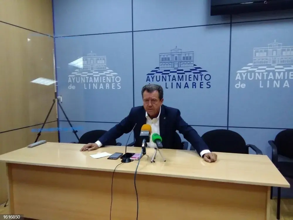 125.000 euros en sobresueldos indultados: el ex alcalde de Linares todavía peleará contra "dos compañeros" del PSOE