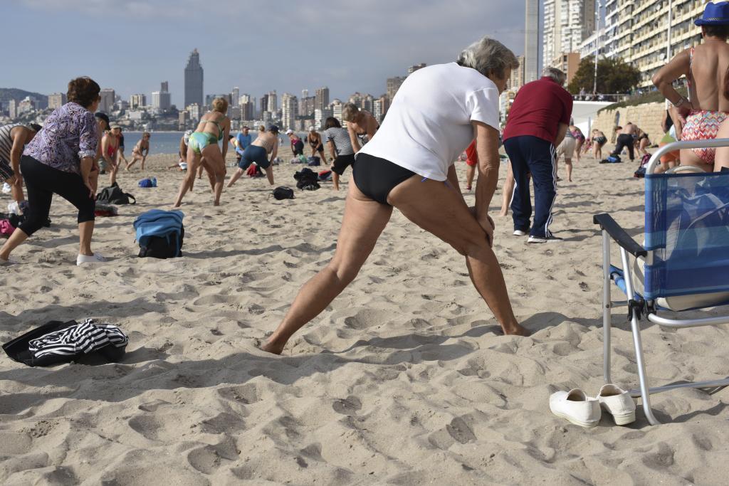 Las claves de la longevidad: las cosas que puedes (y las que no debes) hacer entre los 40 y los 60 años para vivir mucho tiempo y con salud
