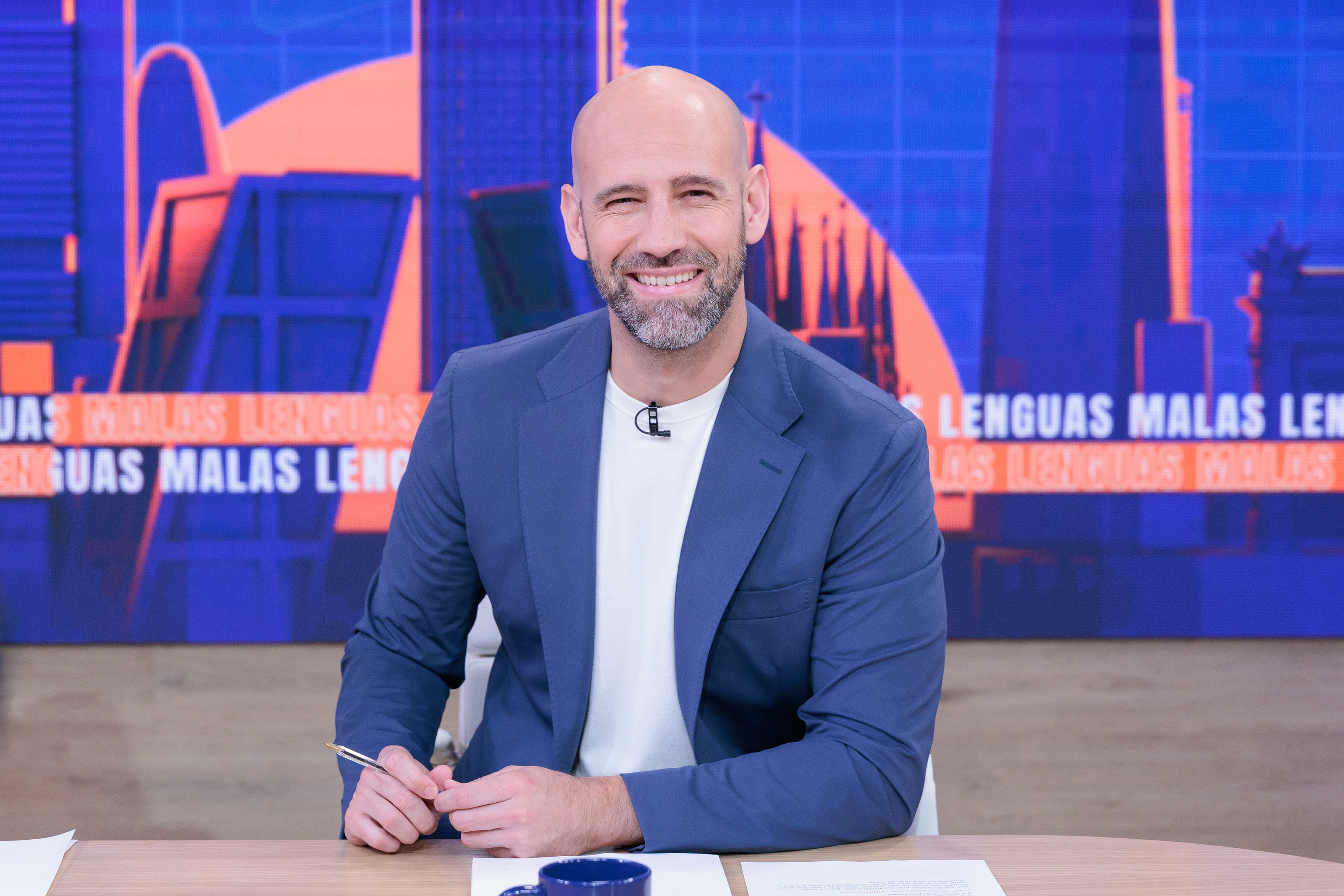 Examen de verano en RTVE: Gonzalo Miró sustituye a Jesús Cintora en Malas Lenguas en una maniobra clave ante el baile de sillas del nuevo curso