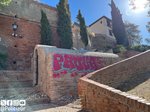 Denuncian a un turista por una pintada en el Aljibe del Zenete de Granada, del siglo XVI