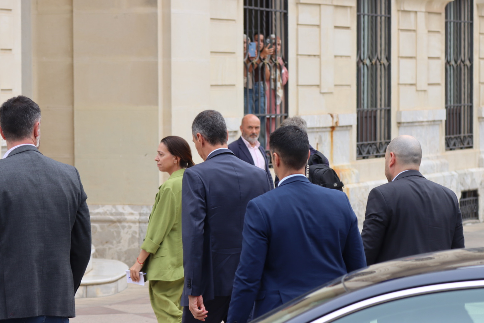 Sánchez denuncia "un ataque a la integridad de España", aplaude la "cooperación" con Marruecos y señala al Supremo
