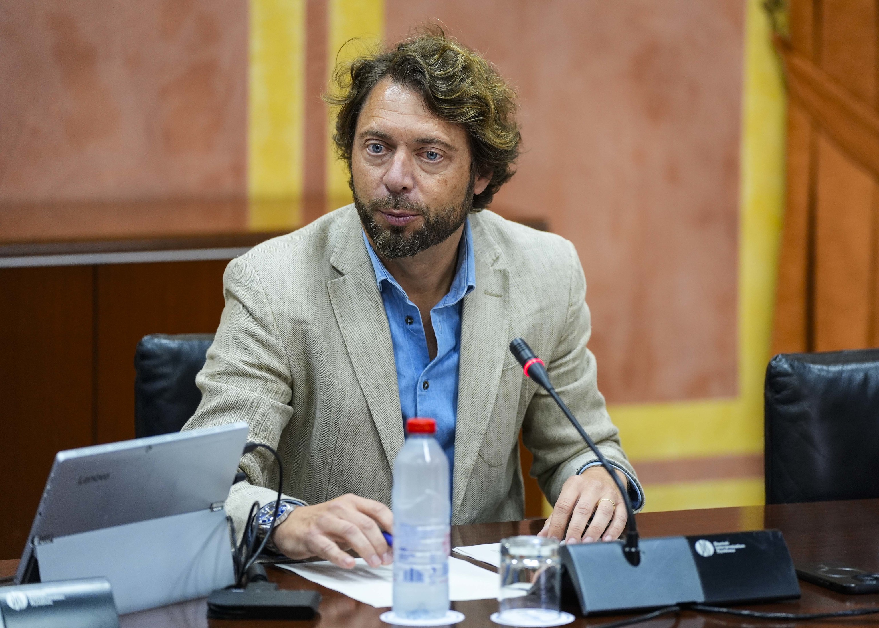 Muere en un accidente con la bicicleta Iñaki Gómez-Pol, delegado de Protección de Datos del Parlamento andaluz