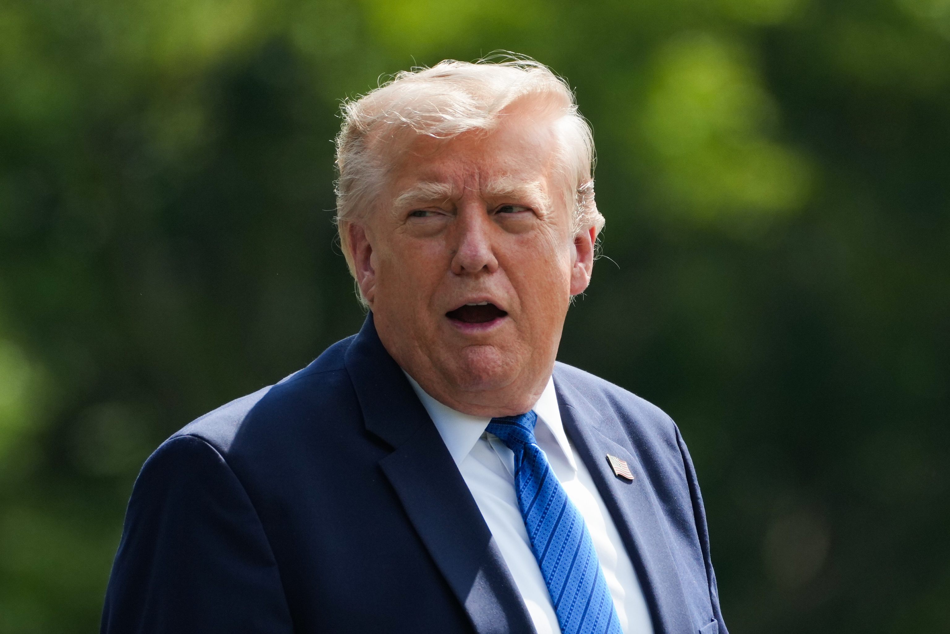 Trump asegura que EEUU pospone los ataques contra Irán tras haber alcanzado "las bases de un acuerdo"