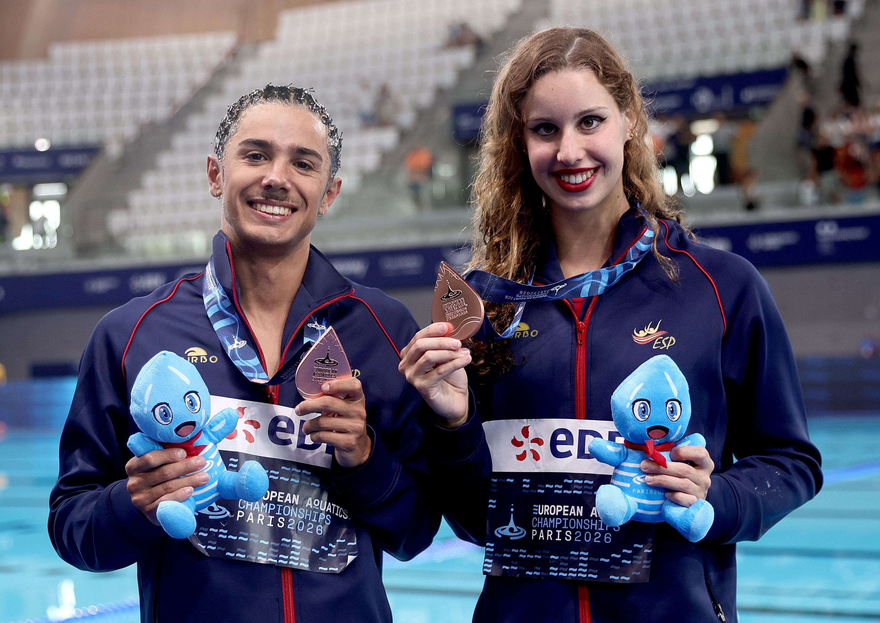 Jordi Cáceres e Iris Tió suman dos nuevos bronces para España en los Europeos de natación artística