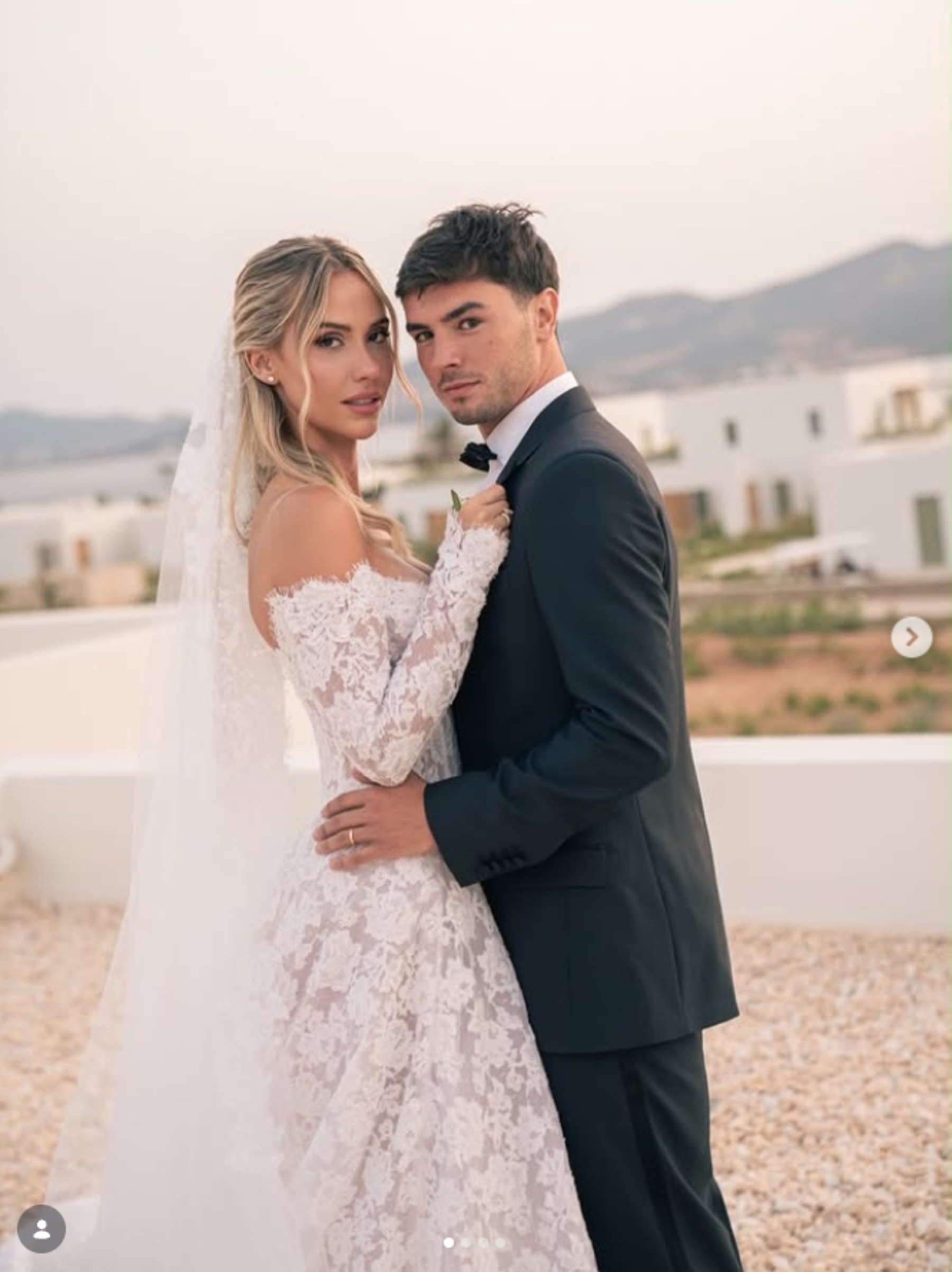 Brahim Díaz ya es un hombre casado: así ha sido la  espectacular boda en Grecia del jugador del Real Madrid con Luz Méndez