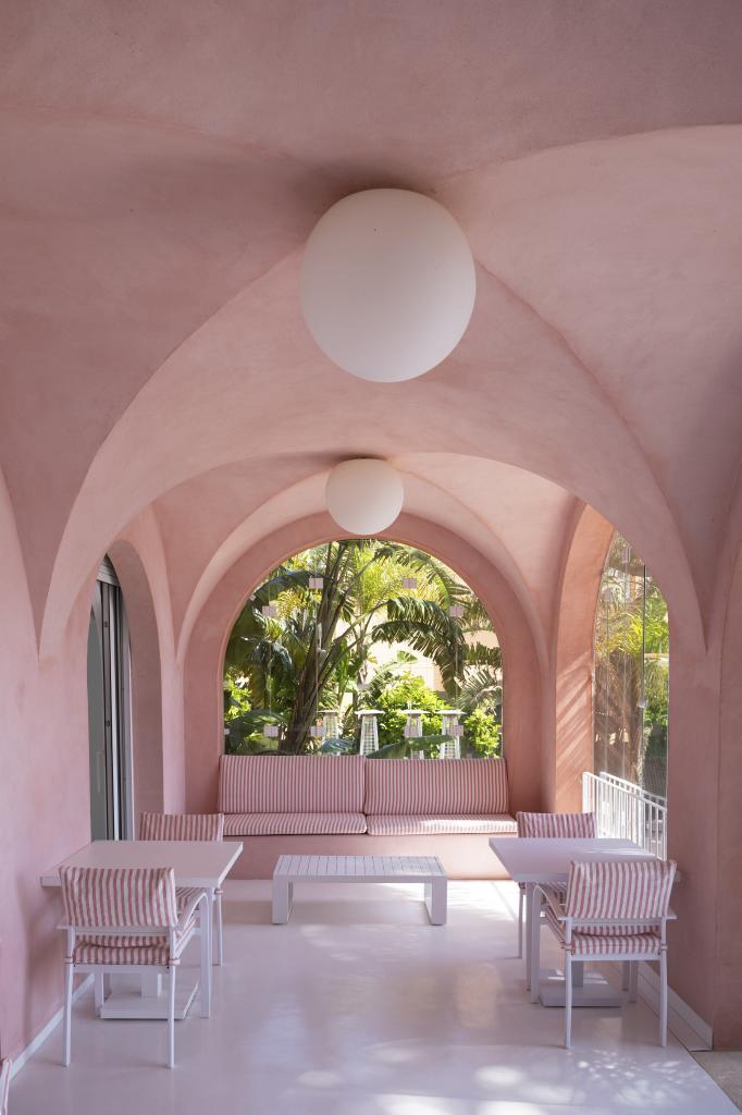 El exclusivo hotel boutique que la baronesa Thyssen ha llenado de obras de arte tropicales: "La sensación es la de estar en un oasis"