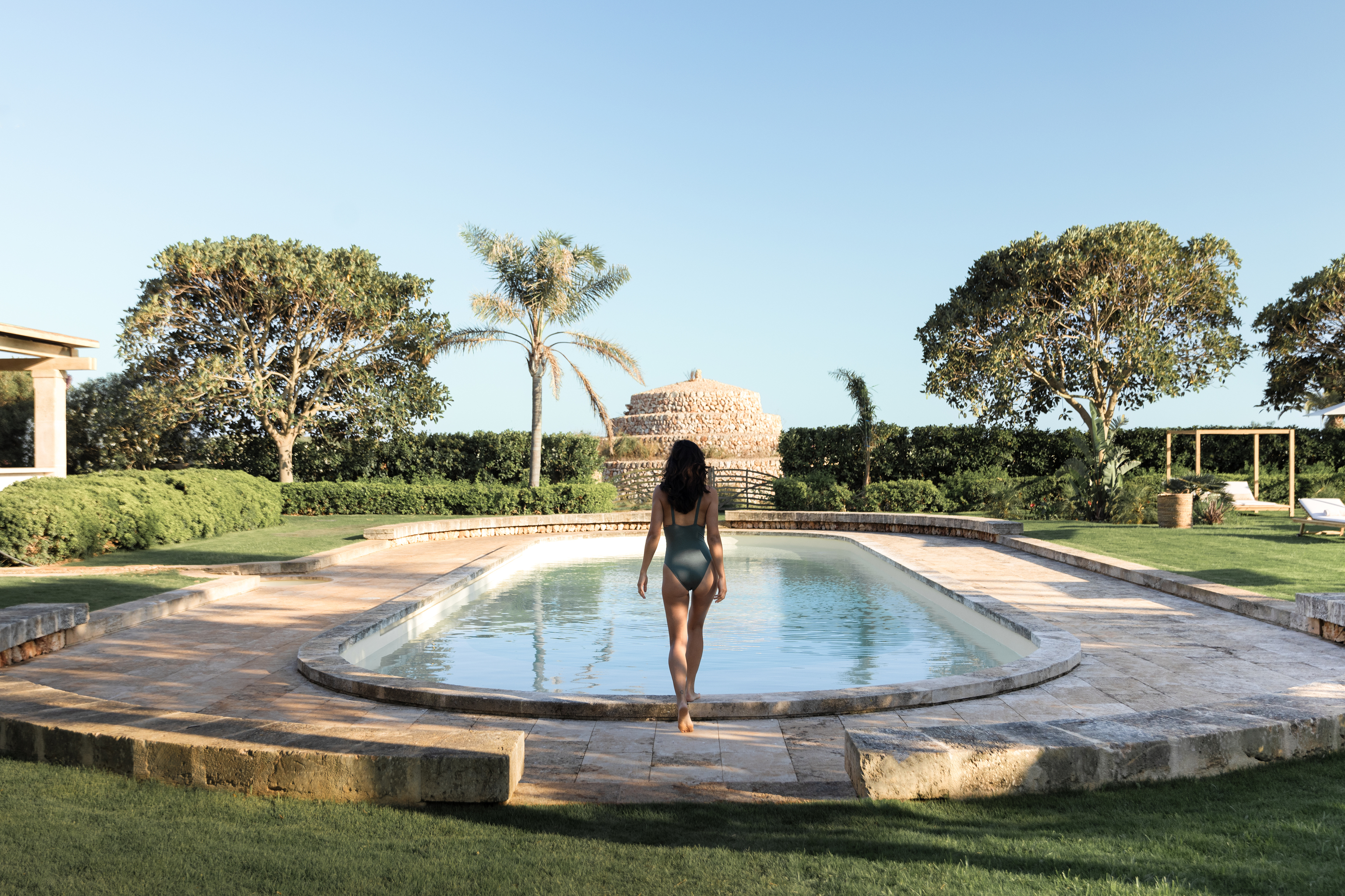 Relax a la menorquina: yoga entre olivos, paseos en bici a las calas  y cine bajo las estrellas
