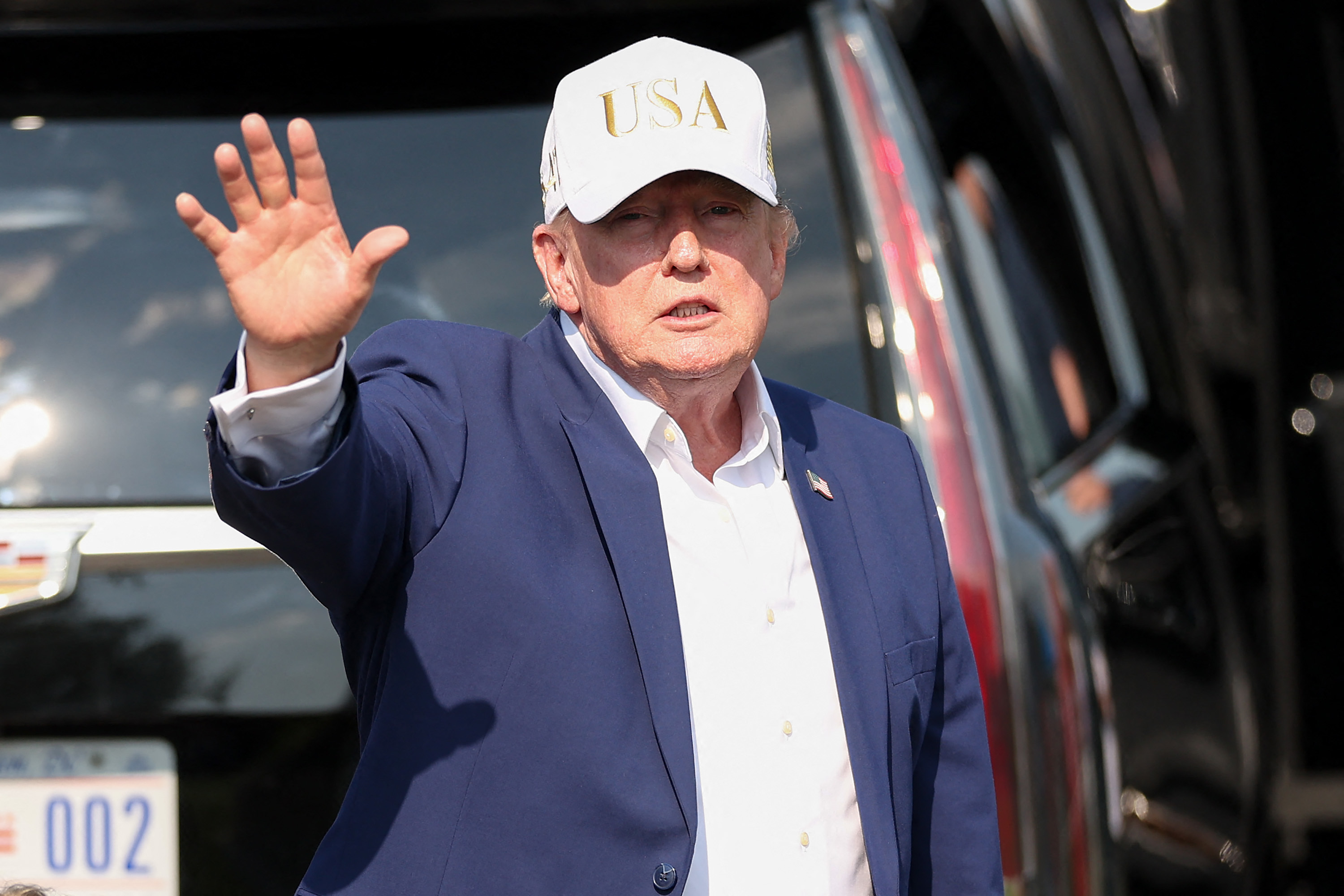 Interceptan dos aviones que violaron el espacio aéreo en el club de golf donde estaba Trump