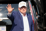 Interceptan dos aviones que violaron el espacio aéreo en el club de golf donde estaba Trump