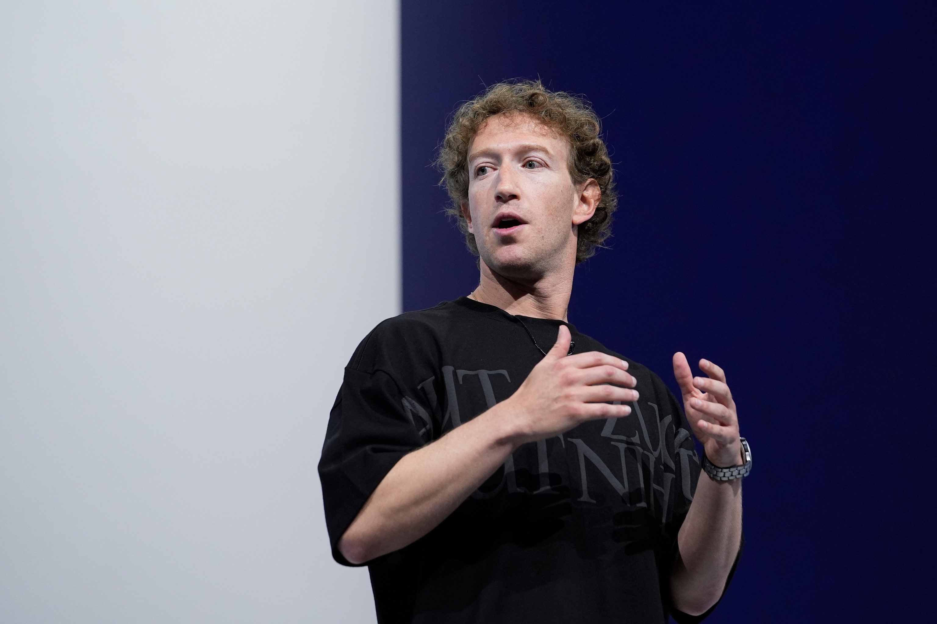 Zuckerberg alerta de que el mayor riesgo de la IA es su control centralizado