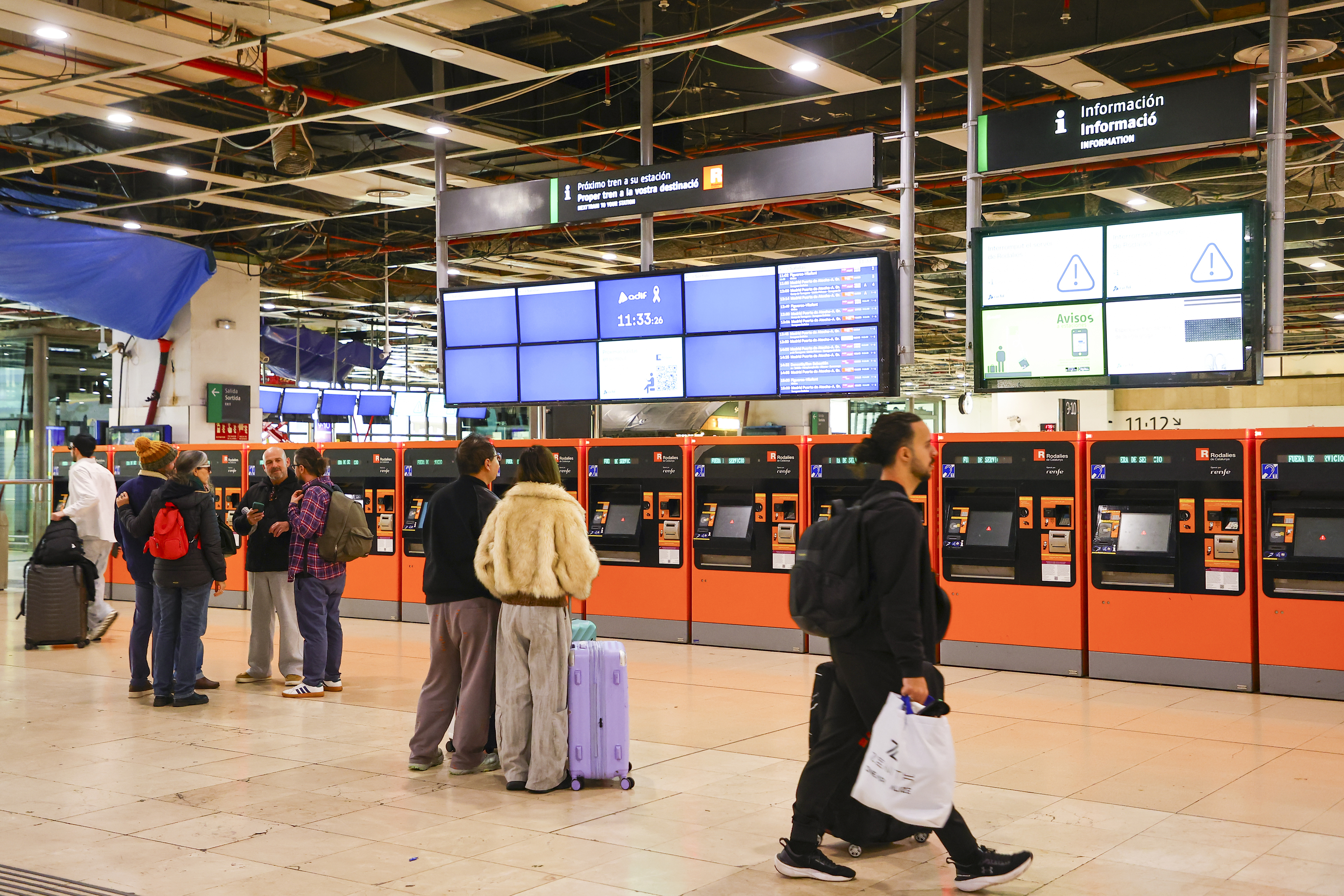 Los aeropuertos dan la razón a las aerolíneas frente a Aena y baten sus mejores previsiones gracias al turismo