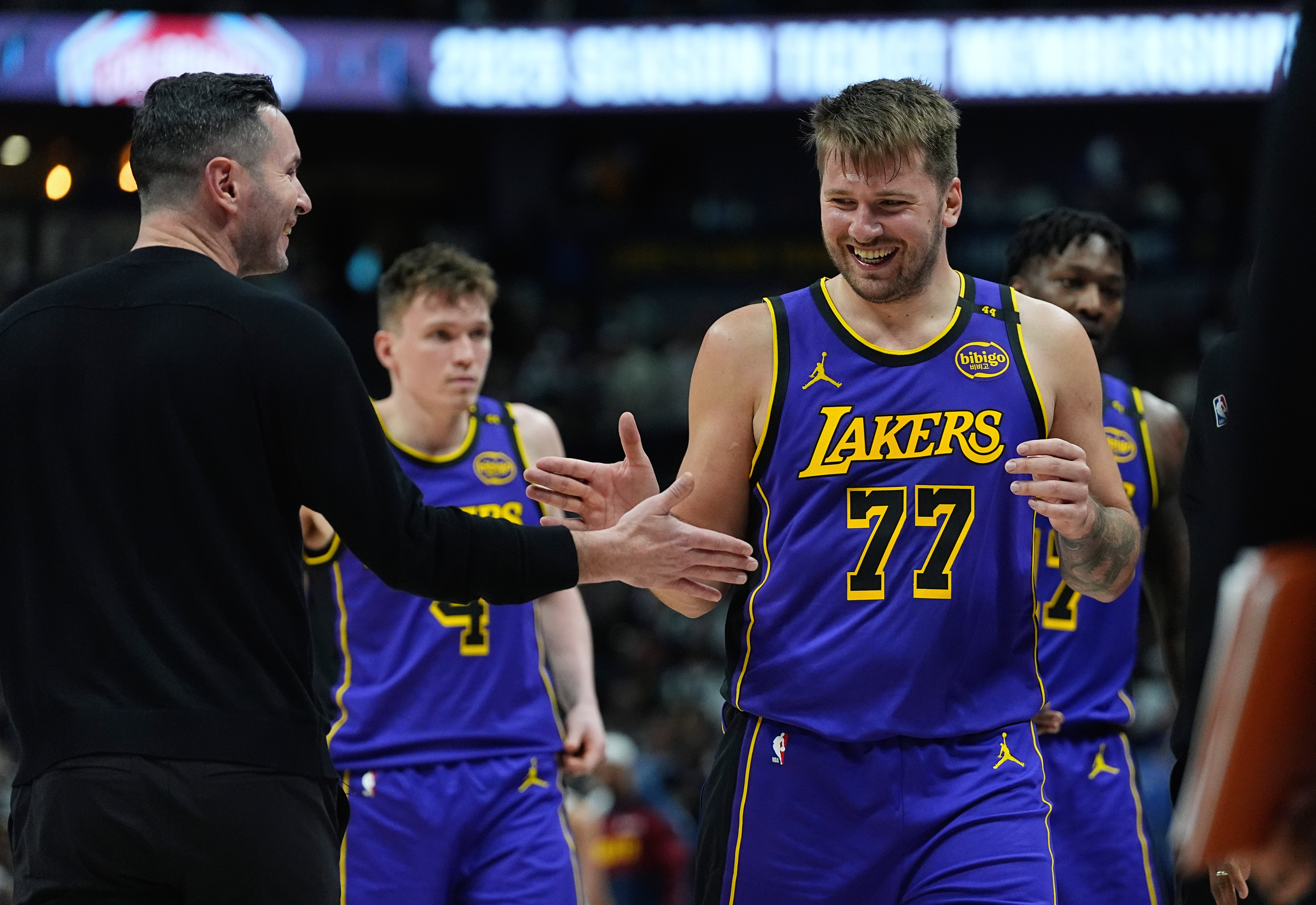 Los Lakers cambian de dueño por 12.500 millones de dólares