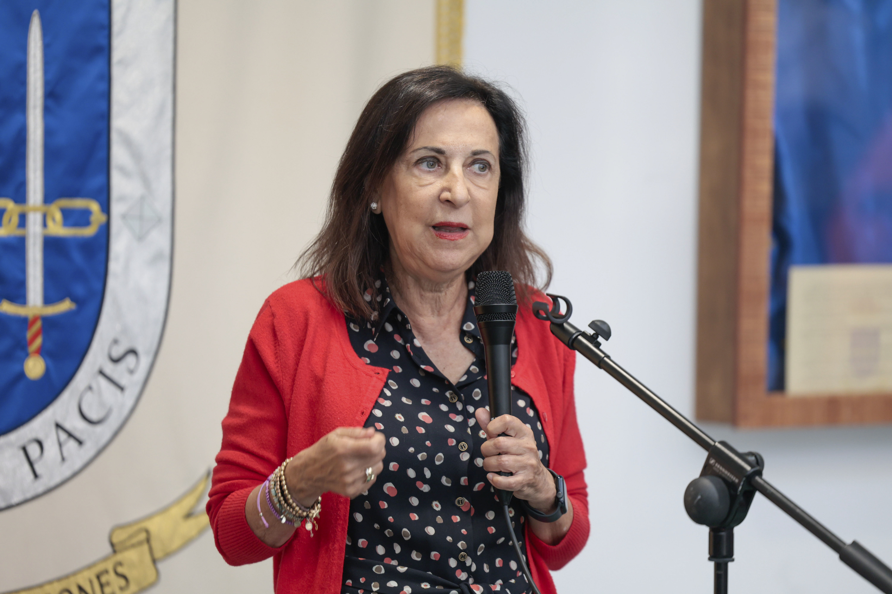 Robles aplaza su comparecencia en el Senado para poder ser más "precisa y exhaustiva" en sus explicaciones sobre la crisis de Ceuta