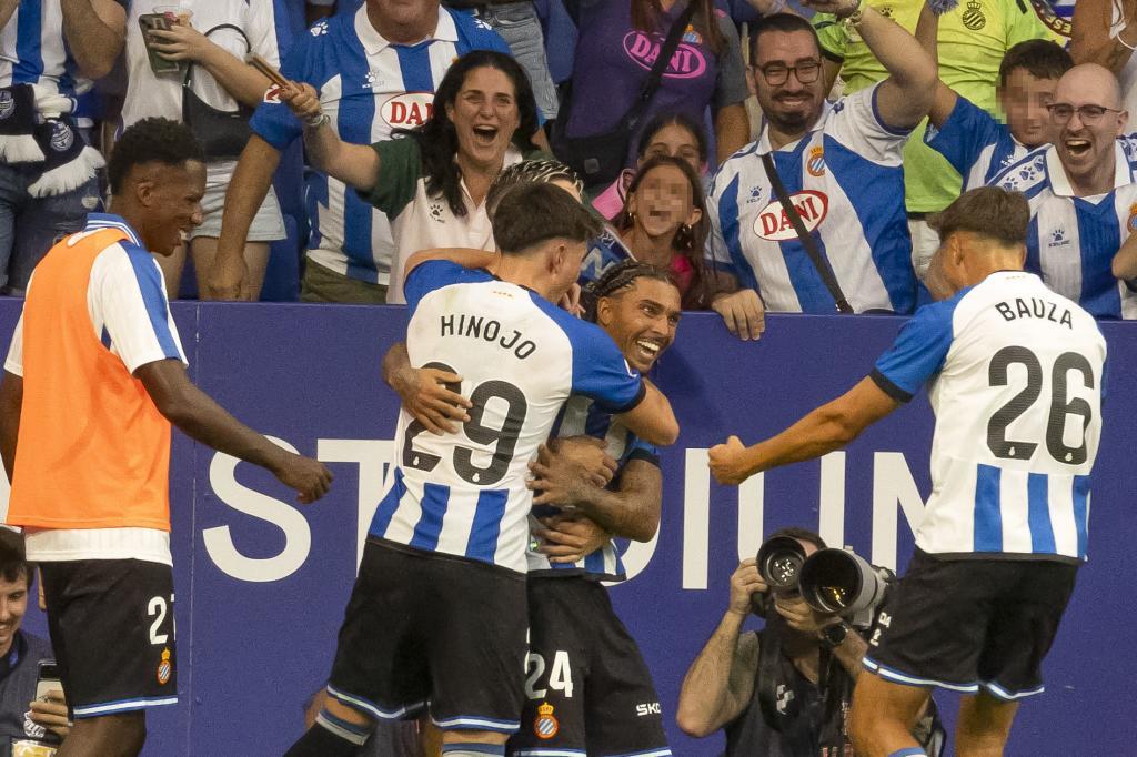 Goleada de un gran Espanyol para colocarse líder de la Liga