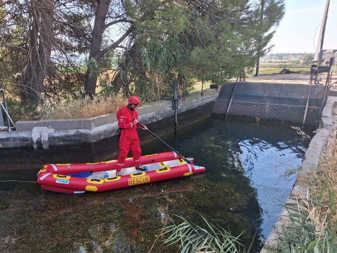 Los Bomberos encuentran un cadáver sin identificar en una acequia de Torrefarrera (Lleida)