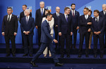 El gran tablero de las contradicciones de Sánchez: récord de gasto militar, pero en guerra con Trump