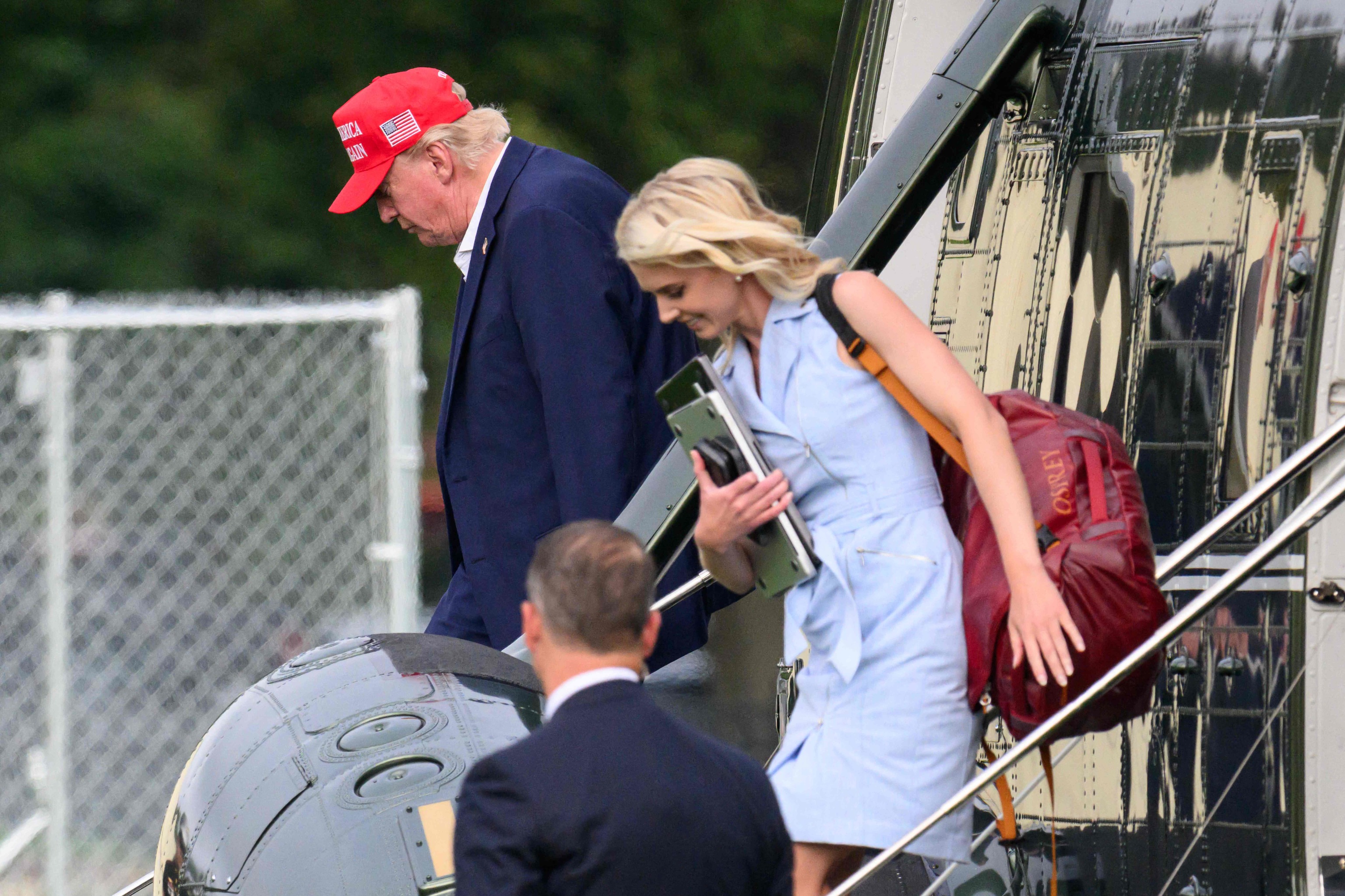 Los ataques a Natalie Harp, la ayudante de Trump, desatan las iras de la Casa Blanca