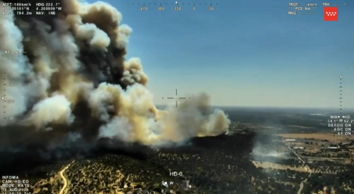 Declarado un incendio forestal en Aldea del Fresno: confinan también el municipio de Villamantilla