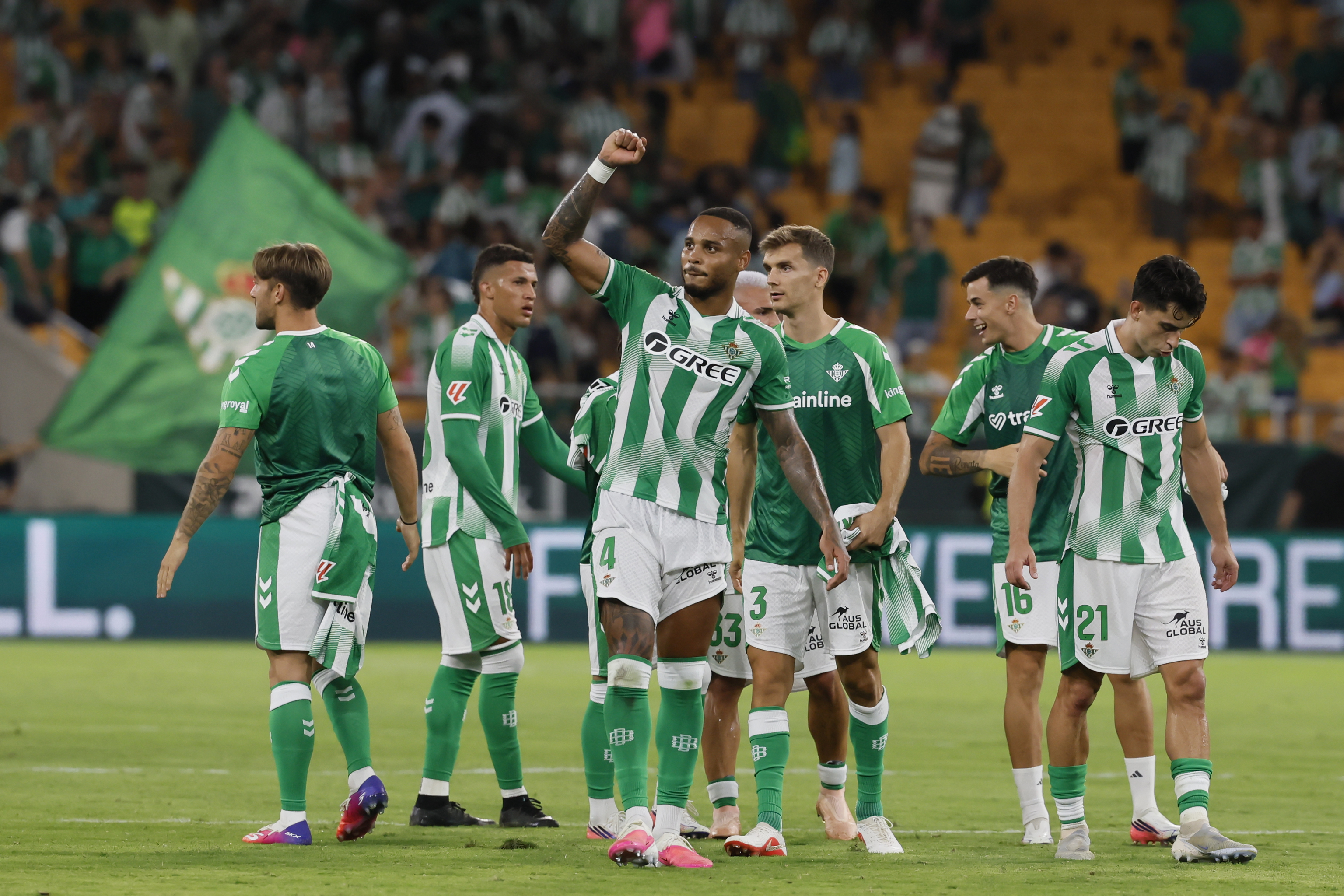 Un sólido Betis arranca la liga con victoria ante una competitiva Real Sociedad
