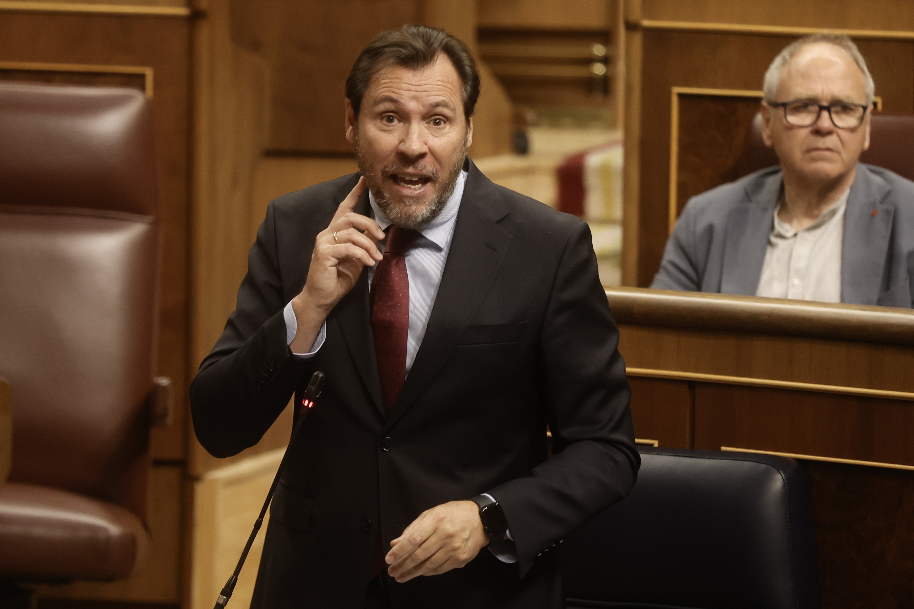 El ministro y el plumilla