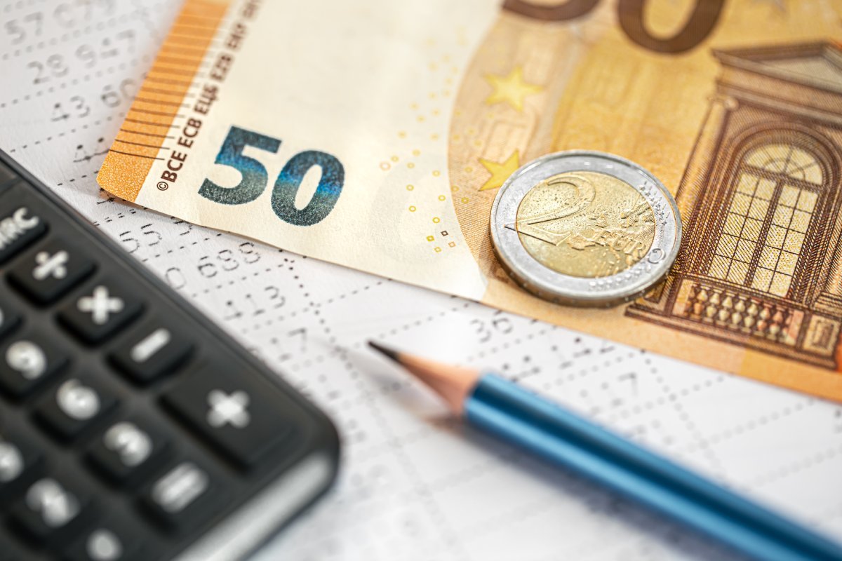 ¿Y si tu próxima nómina llegara con un regalo del banco? Consigue hasta 2.740 euros