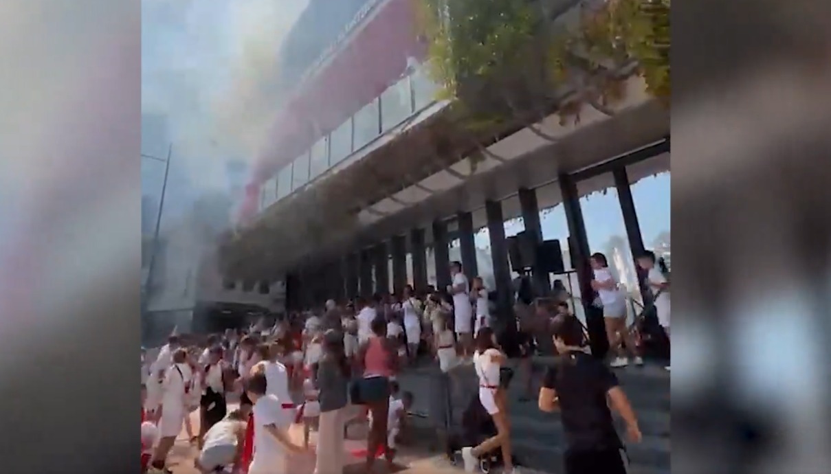 Más de 40 heridos al estallar varios cohetes entre la multitud en las fiestas de Noáin (Navarra) durante el chupinazo