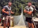 Dos turistas atrapados en Nepal: "La carretera desapareció ante nuestros ojos; estuvimos atascados en una franja de tierra durante ocho horas"