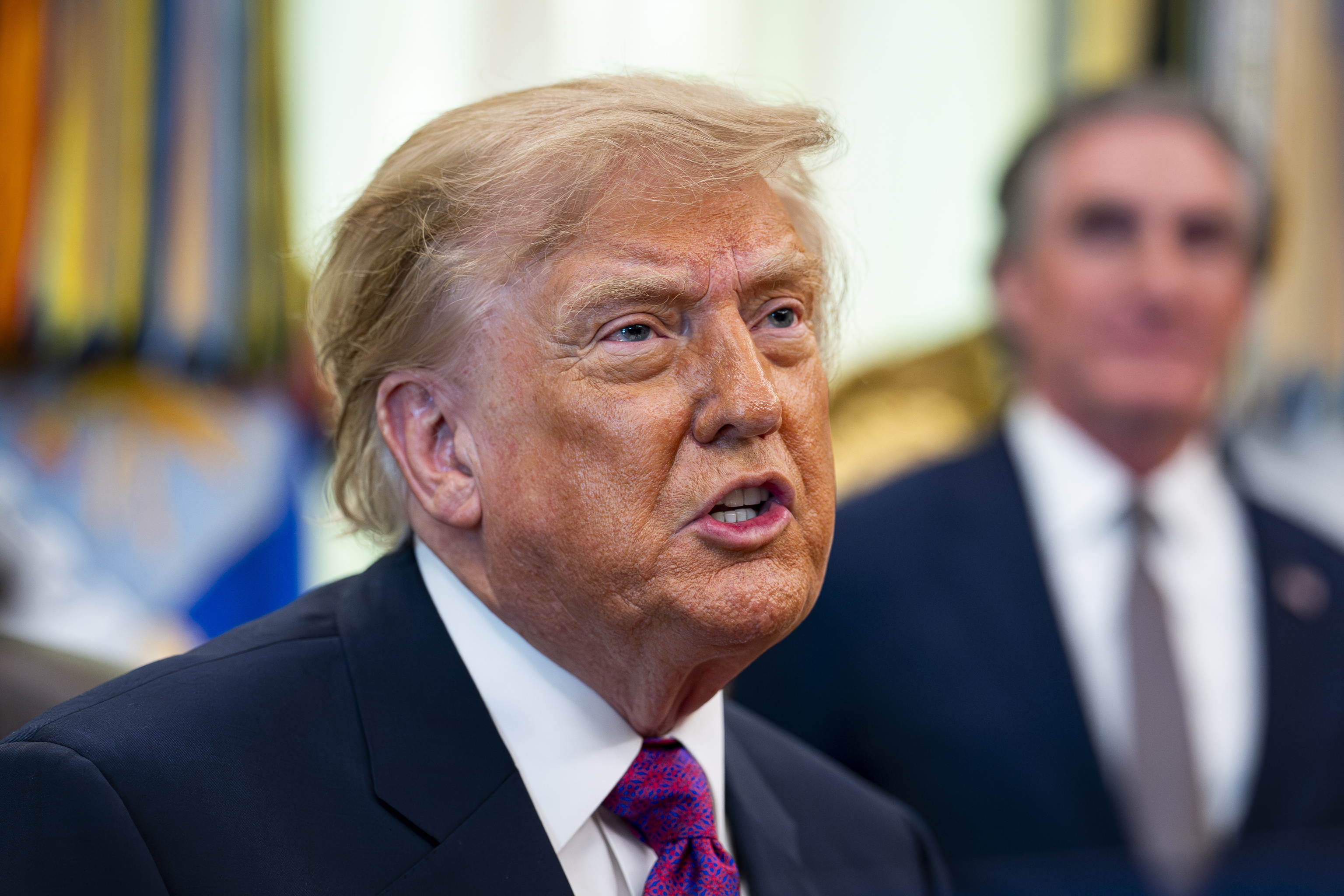 Trump se plantea cambiar el nombre al Atlántico o al Pacífico por océano América