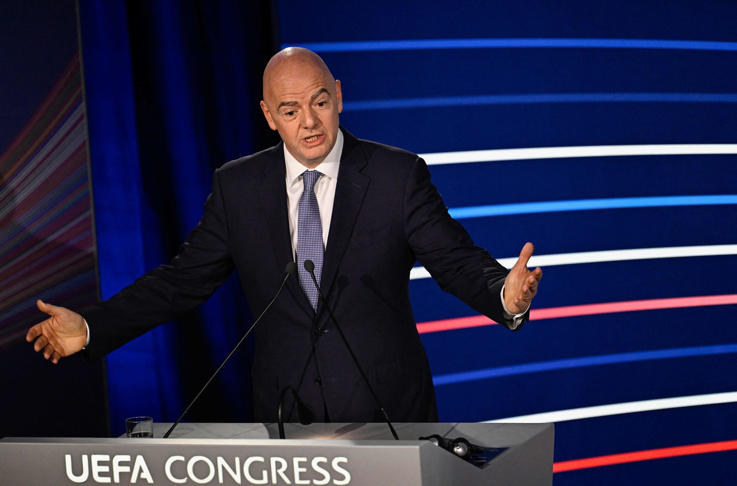 Las claves de la batalla judicial del a UEFA contra Infantino: "gestión criminal", enriquecimiento propio, corrupción de funcionarios y secretismo