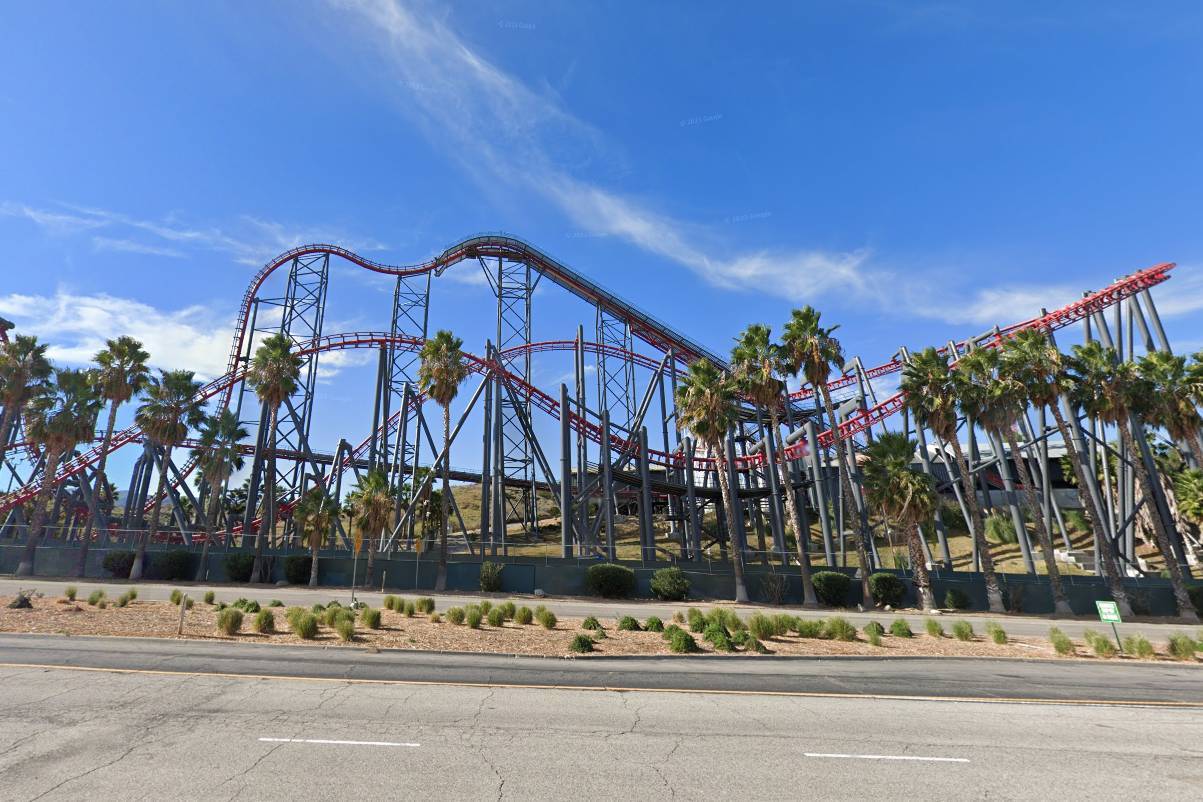 Cierran una de las montañas rusas más extremas de California tras varios casos de graves lesiones cerebrales
