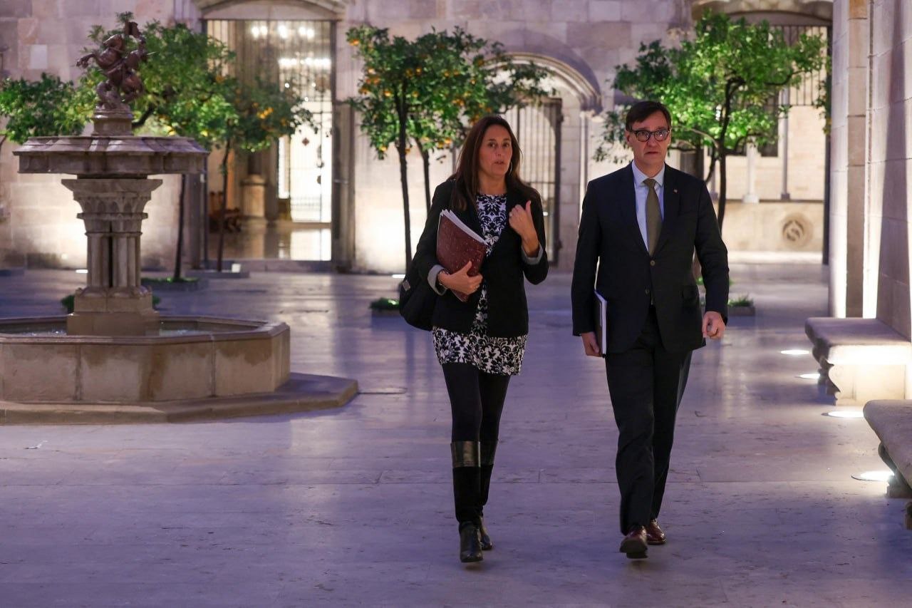 Salvador Illa destituye a la 'número dos' de Educación y abre un expediente a tres trabajadores por el error que deja a Cataluña fuera del Informe PISA
