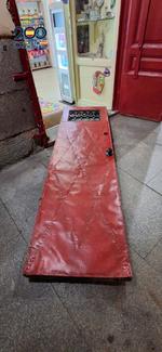Dos detenidos, uno menor de edad, por robar con fuerza en un estanco en el centro de Madrid