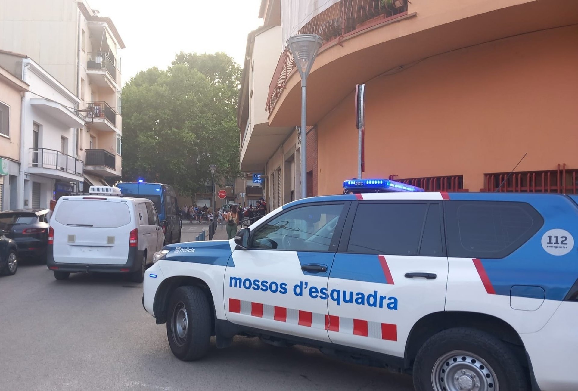 Conmoción en Manresa por el asesinato de un jardinero apuñalado por un grupo de jóvenes