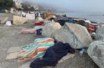 Dos marroquíes detenidos por agredir a guardias civiles en la playa del Trampolín, en Ceuta