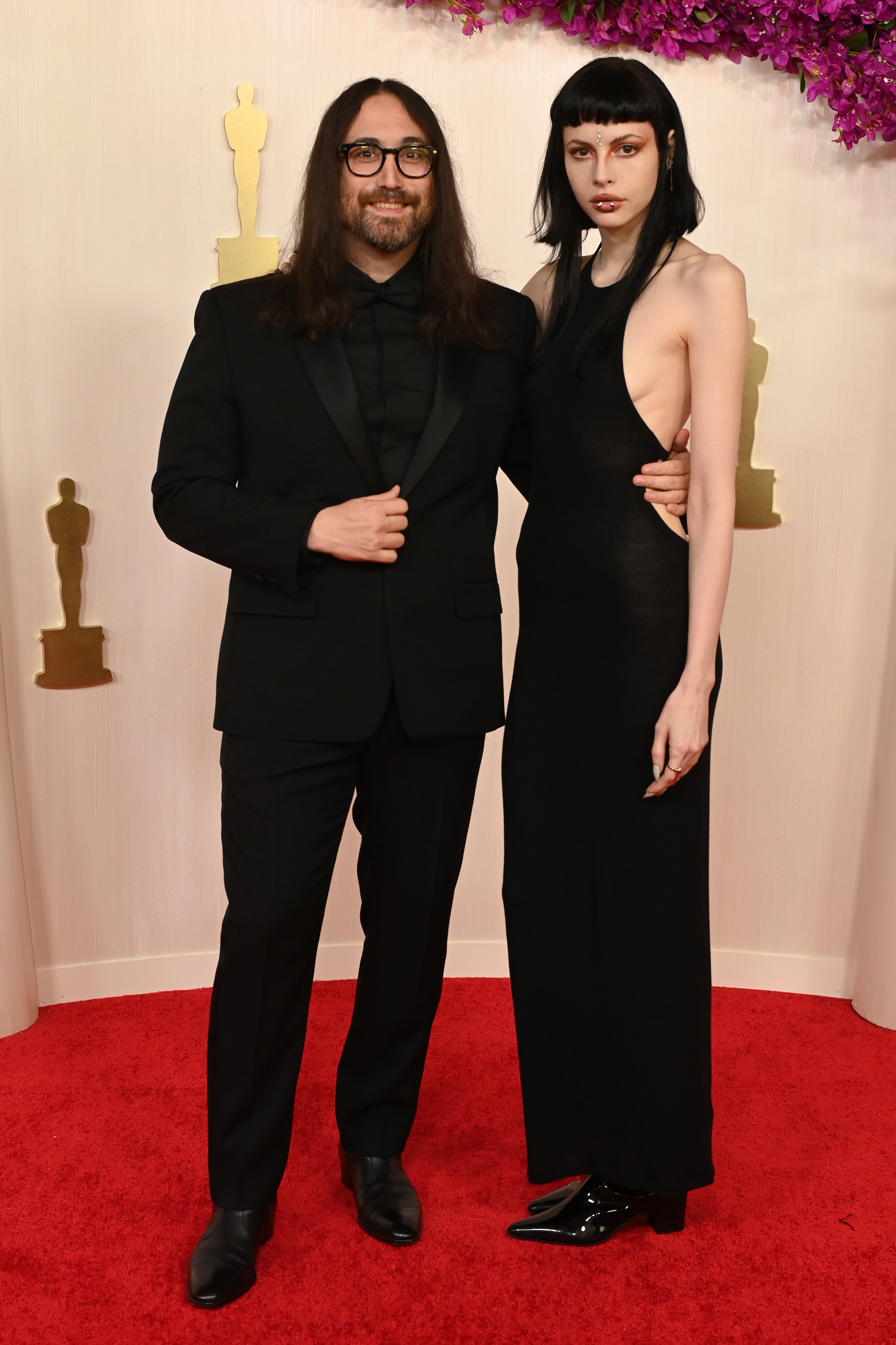 Sean, el hijo de John Lennon y Yoko Ono, padre por primera vez a los 50 años: "Se aceptan consejos sobre técnicas para hacerle eructar"