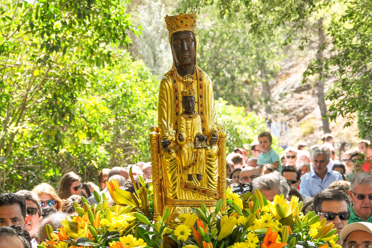 Torreciudad: la cruzada de Barbastro contra el Opus Dei por la 'virgen negra'