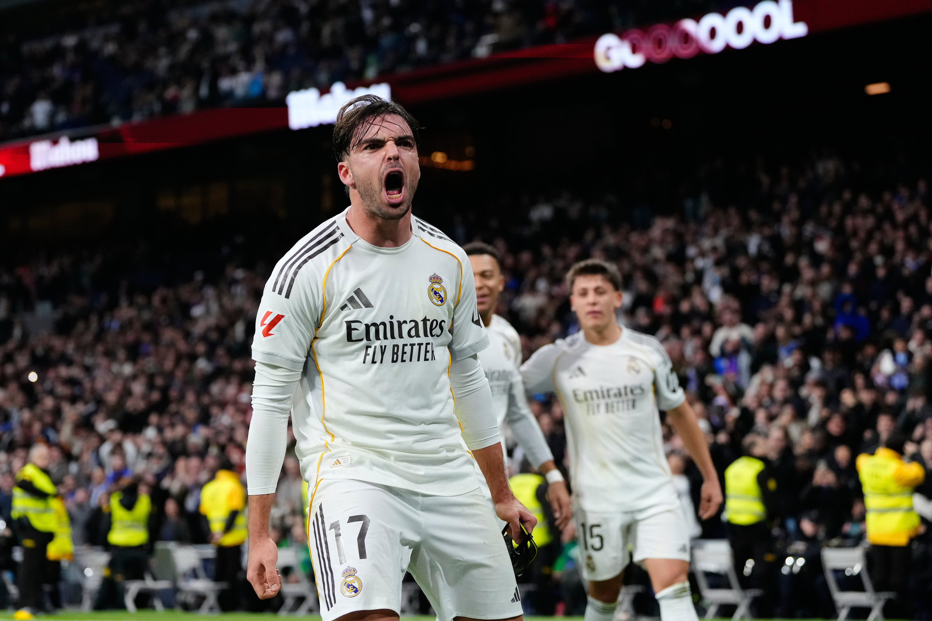 Asencio rompe su silencio tras sus polémicas: "Estoy de acuerdo con mi entrenador, ahora me toca hablar a mí en el campo y fuera de él"