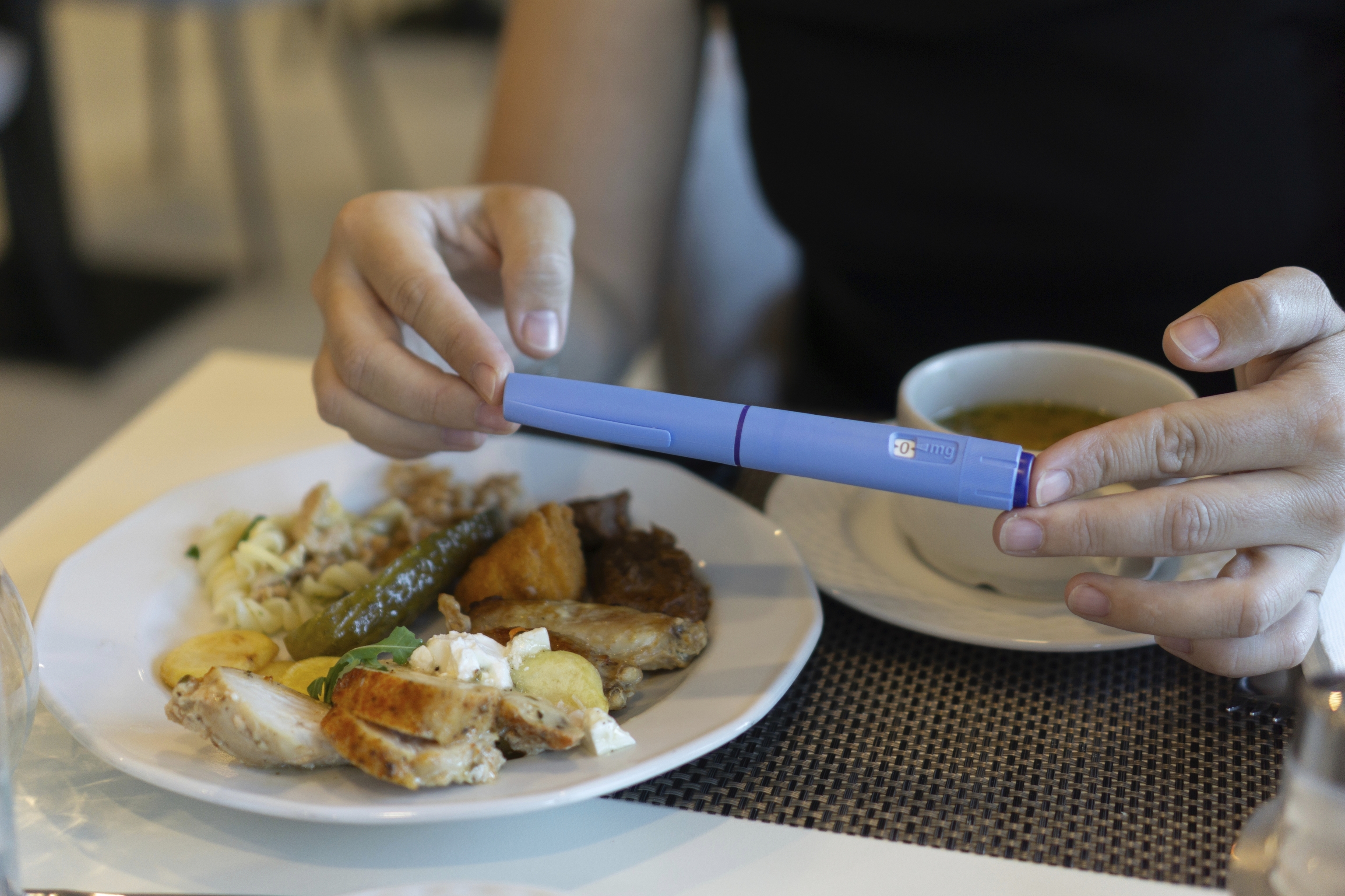 Luces y sombras de la 'era Ozempic': el negocio que amenaza el avance contra la obesidad