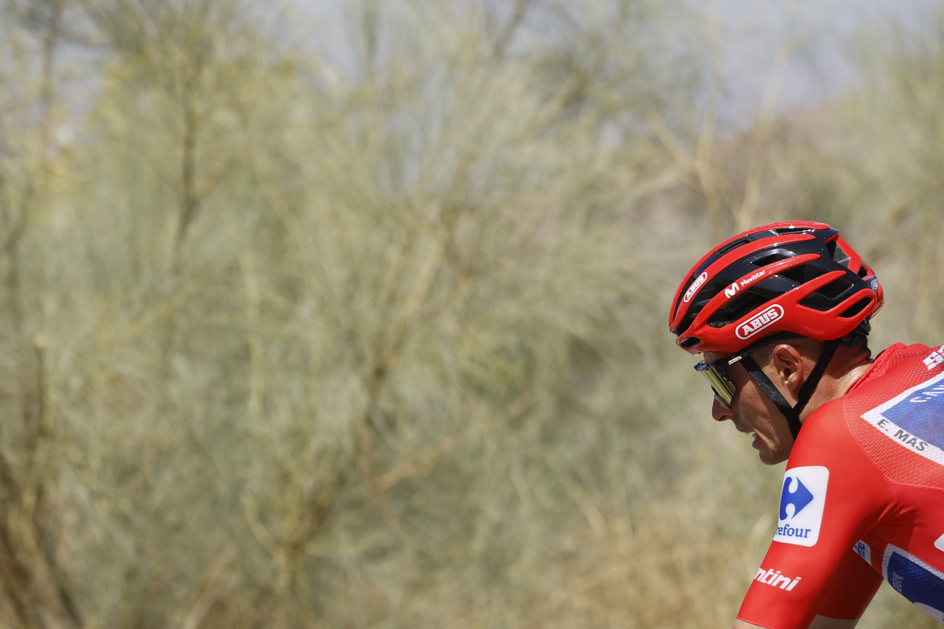 Los deberes del renacido Enric Mas para sentenciar la Vuelta: una crono hostil, tres finales en alto y seguir castigando a Roglic