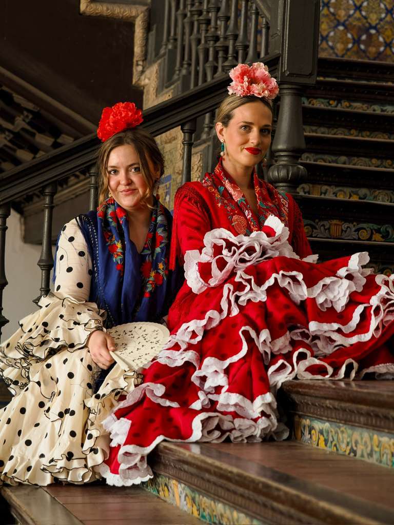 Sophie y Shelby, de EEUU a Sevilla por amor a sus novios: "No hay nada como el Frenadol; mi madre no cocina y mi suegra hace una comida increíble"