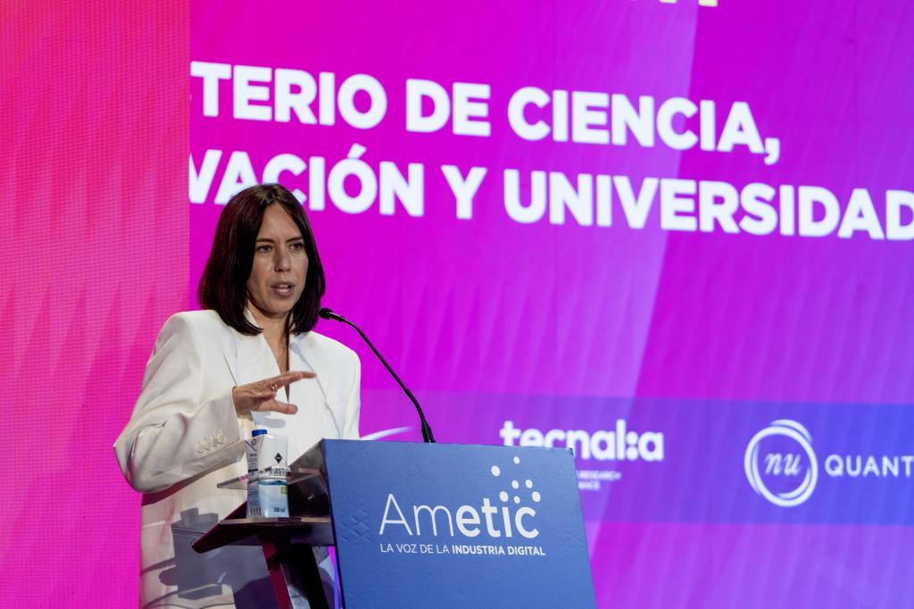 El presidente de la Diputación de Valencia, a la ministra Morant: "Siempre serás la hija de Zapatero, la lameculos de Sánchez"