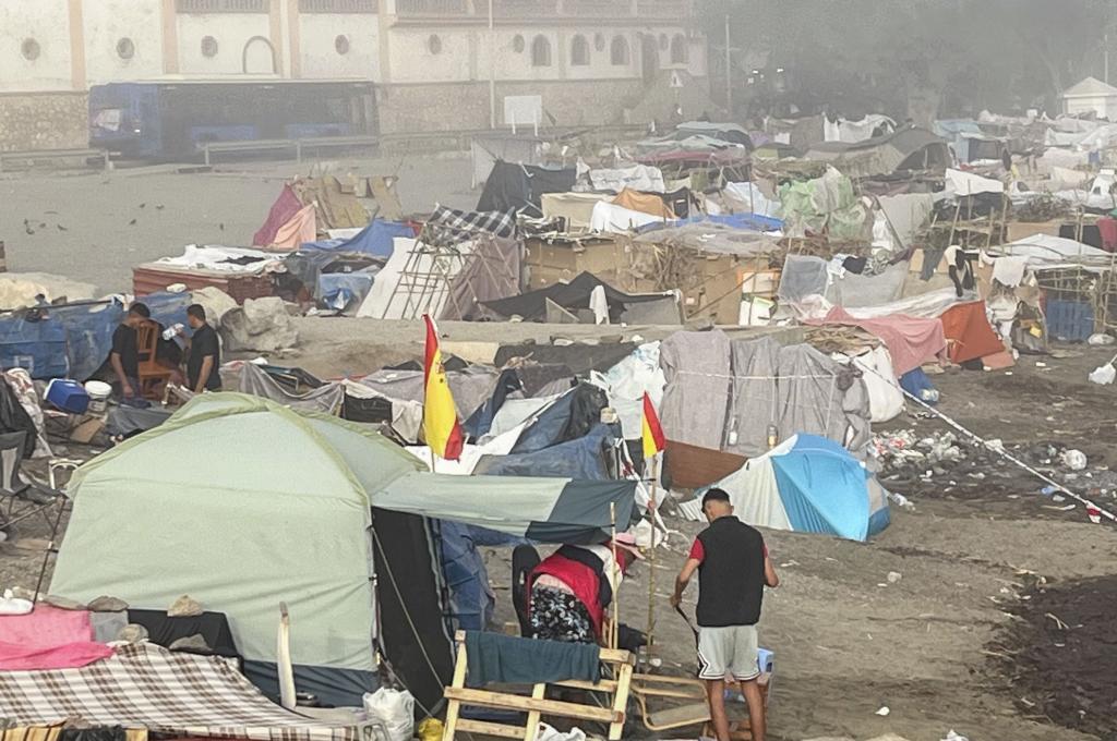 La Fiscalía respalda que la Audiencia Nacional investigue el asalto de Ceuta, cuya "dirección estratégica se habría desarrollado en territorio marroquí"