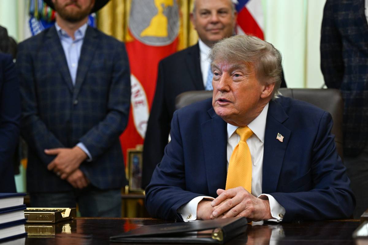 Trump califica el conflicto con Irán como "small potatoes" (algo menor) y coincide con Vance en que no es una "guerra"