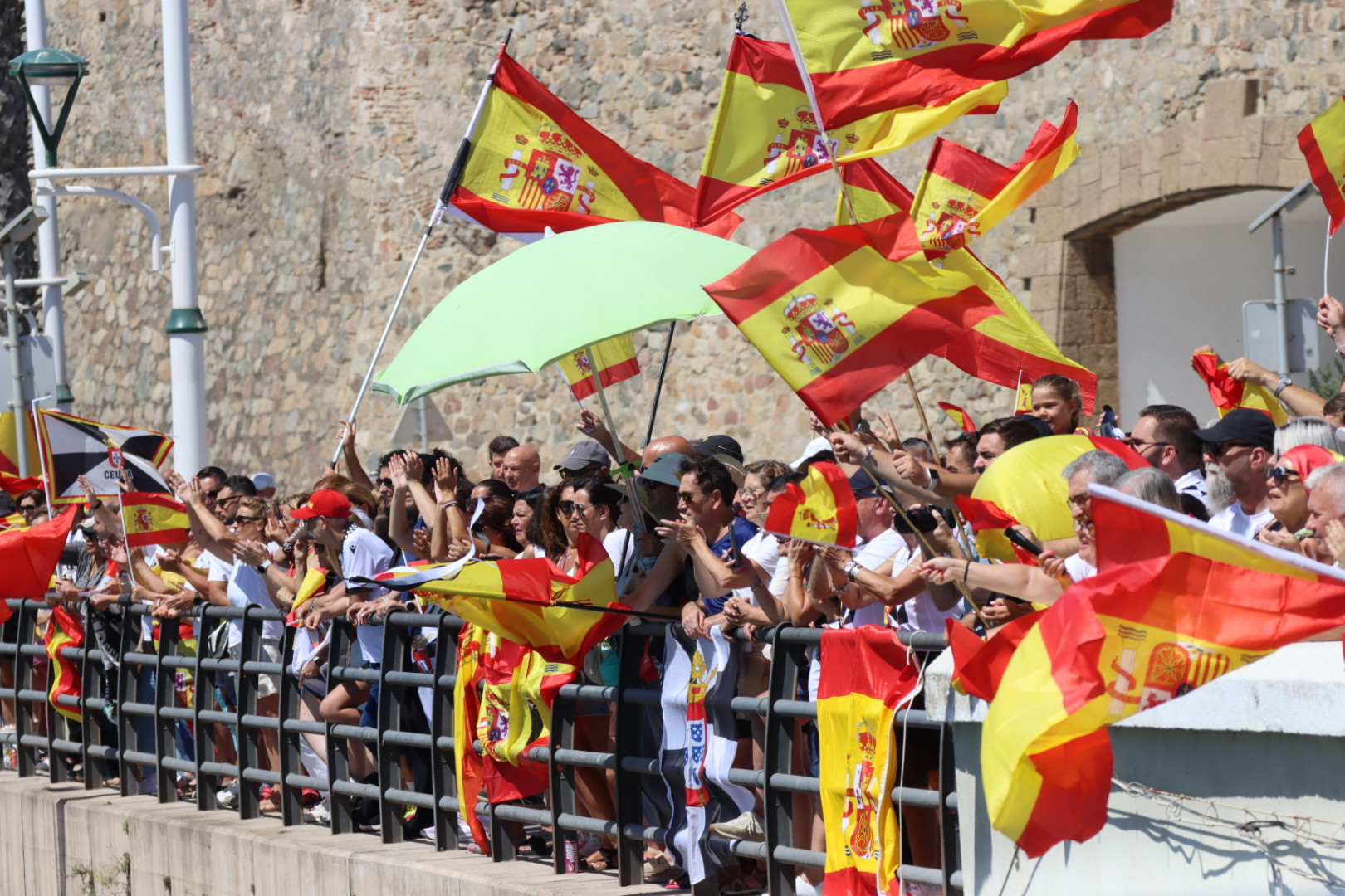 Un tercio de los habitantes de Ceuta han pensado en marcharse desde el inicio de la crisis
