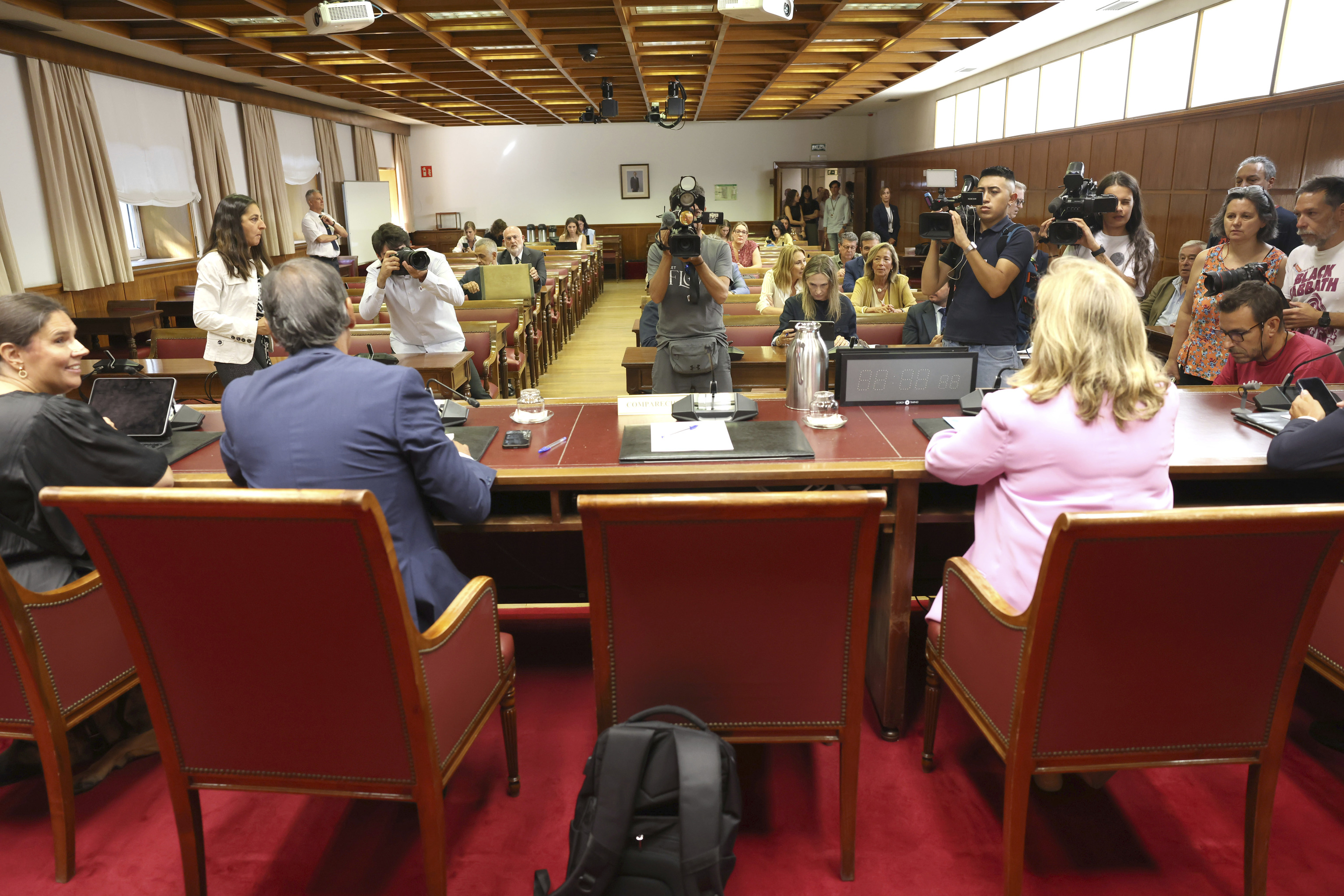 El PP planteará un conflicto de atribuciones ante el Tribunal Constitucional por el 'plantón' de tres ministros